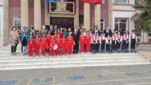 Bakı Türk Anadolu Liseyində Müstəqillik və Uşaq bayramı qeyd edilib - FOTO 13 image-cahit_bagci_toren_230421_2