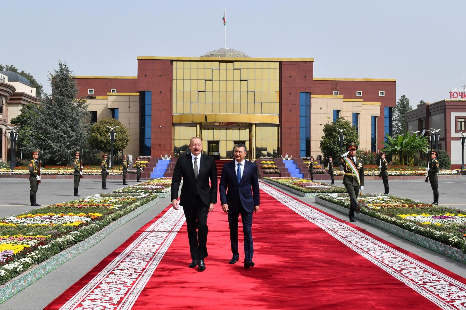 image-ilham-eliyevin-tacikistan2