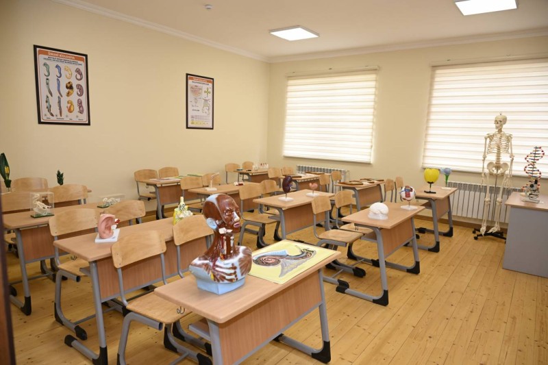 İlham Əliyev “Talıstan” liseyinin açılışında - FOTOLAR - YENİLƏNİB 22 image-6767676jpg-1748245249