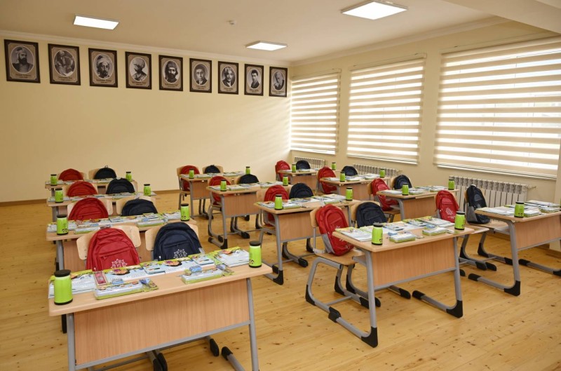 İlham Əliyev “Talıstan” liseyinin açılışında - FOTOLAR - YENİLƏNİB 23 image-676867jpg-1748245256
