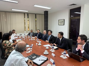 image-ce42e919-aa8c-3aca-9514-bb938b912964_300