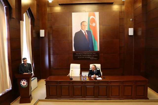Azərbaycanın yeni hərbi prokuror kollektivə təqdim olundu -FOTO 10 image-chi38s61n978aonih3gzncxvrkuoylvyexw9y1uv_640