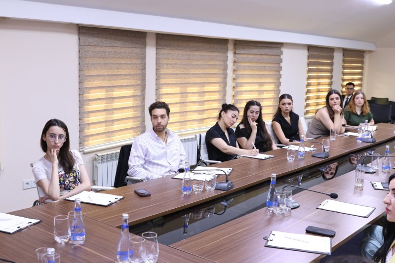 Medianın İnkişafı Agentliyində saxta xəbərlərə qarşı təlim təşkil olunub 18 image-6jpg-1749565532